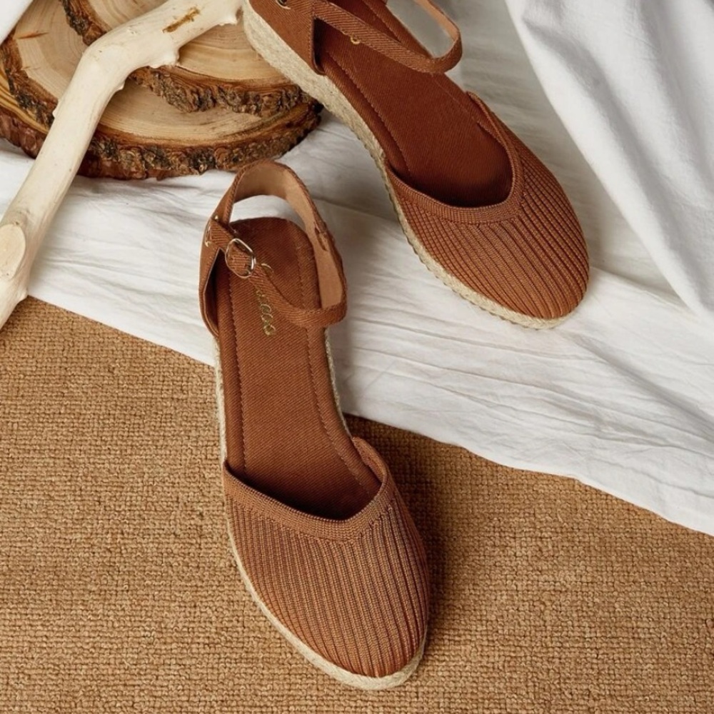SHEIN Ankle Strap Espadrille Wedges